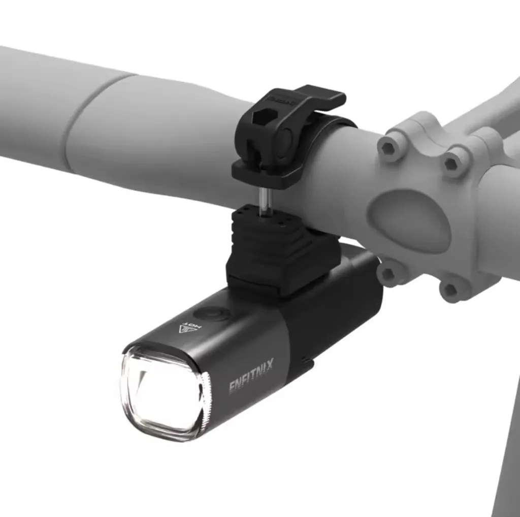 luz delantera navi800 sobre manilar